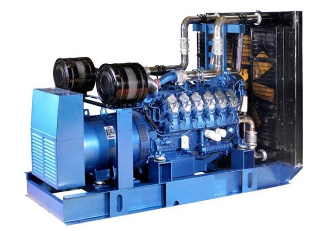 伊春康明斯30kw小型柴油二手发电机组